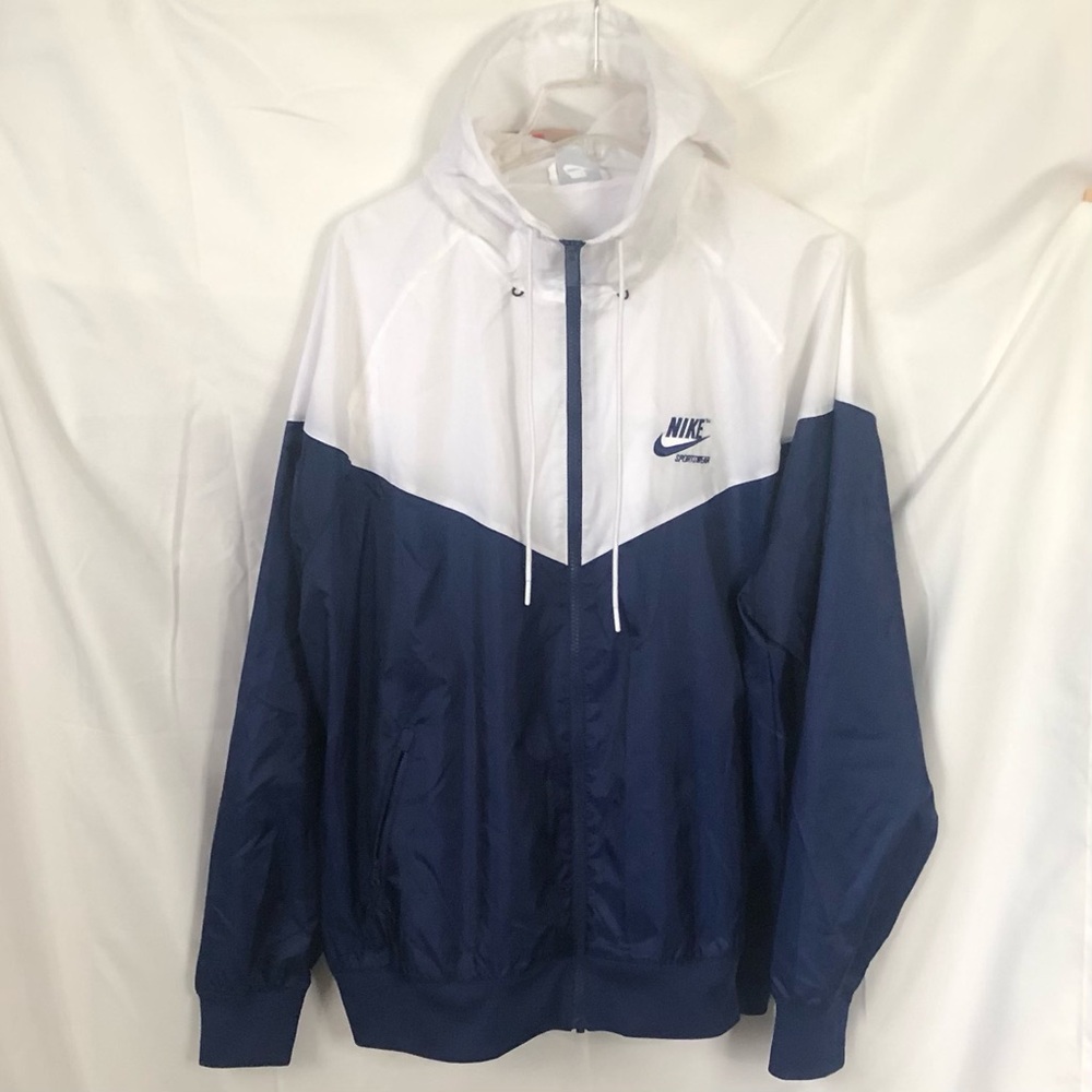Nike Men’s White & Navy Windbreaker Jacket - Picture 6 of 9